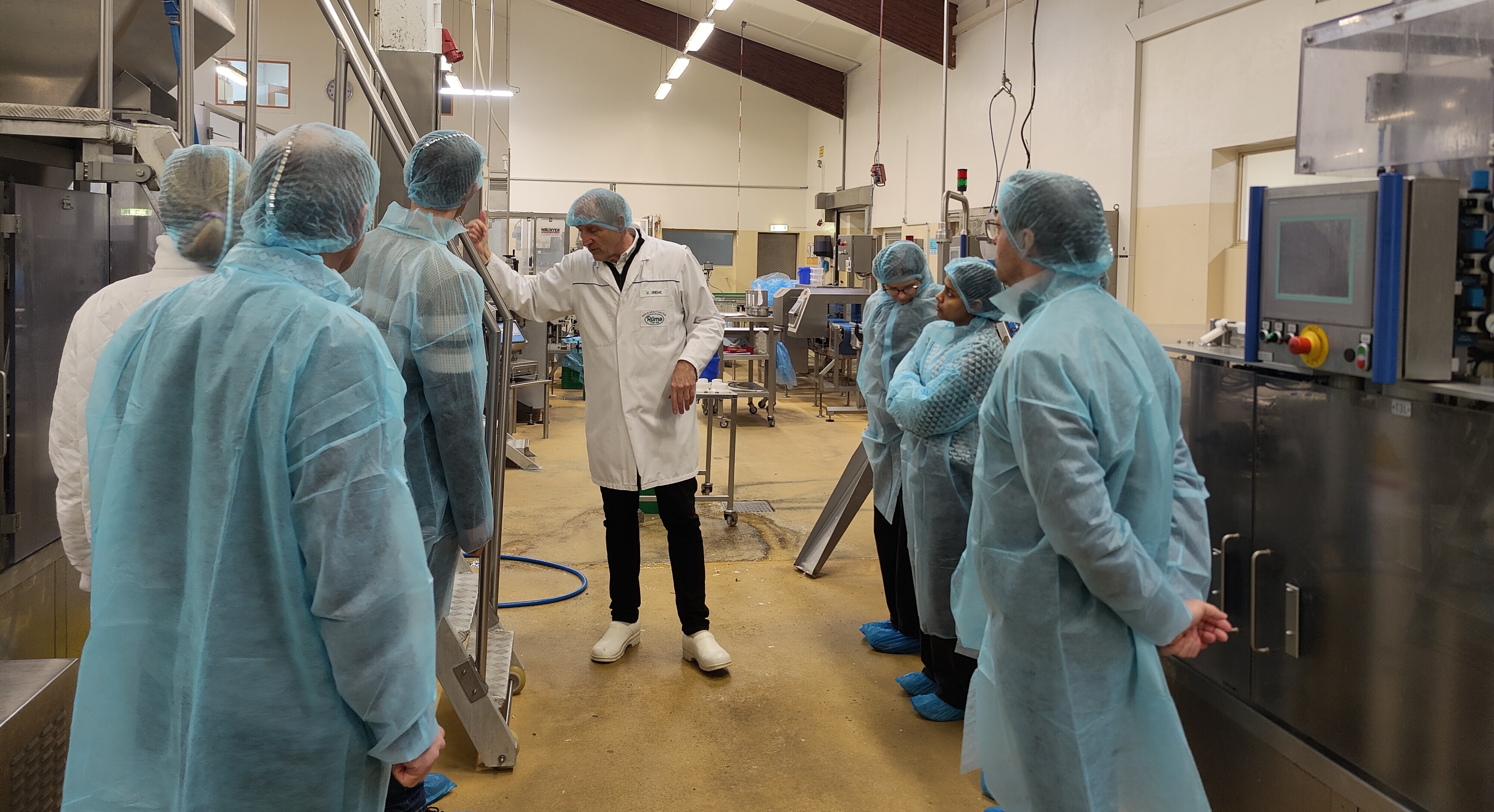 Ein Blick während der Führung bei Rüma Feinkost